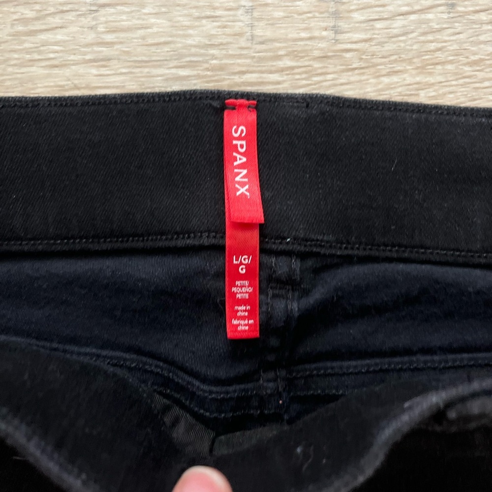 SPANX Black Flare Women's Jeans Obsidian Rinse - Size Large - Picture 3 of 7